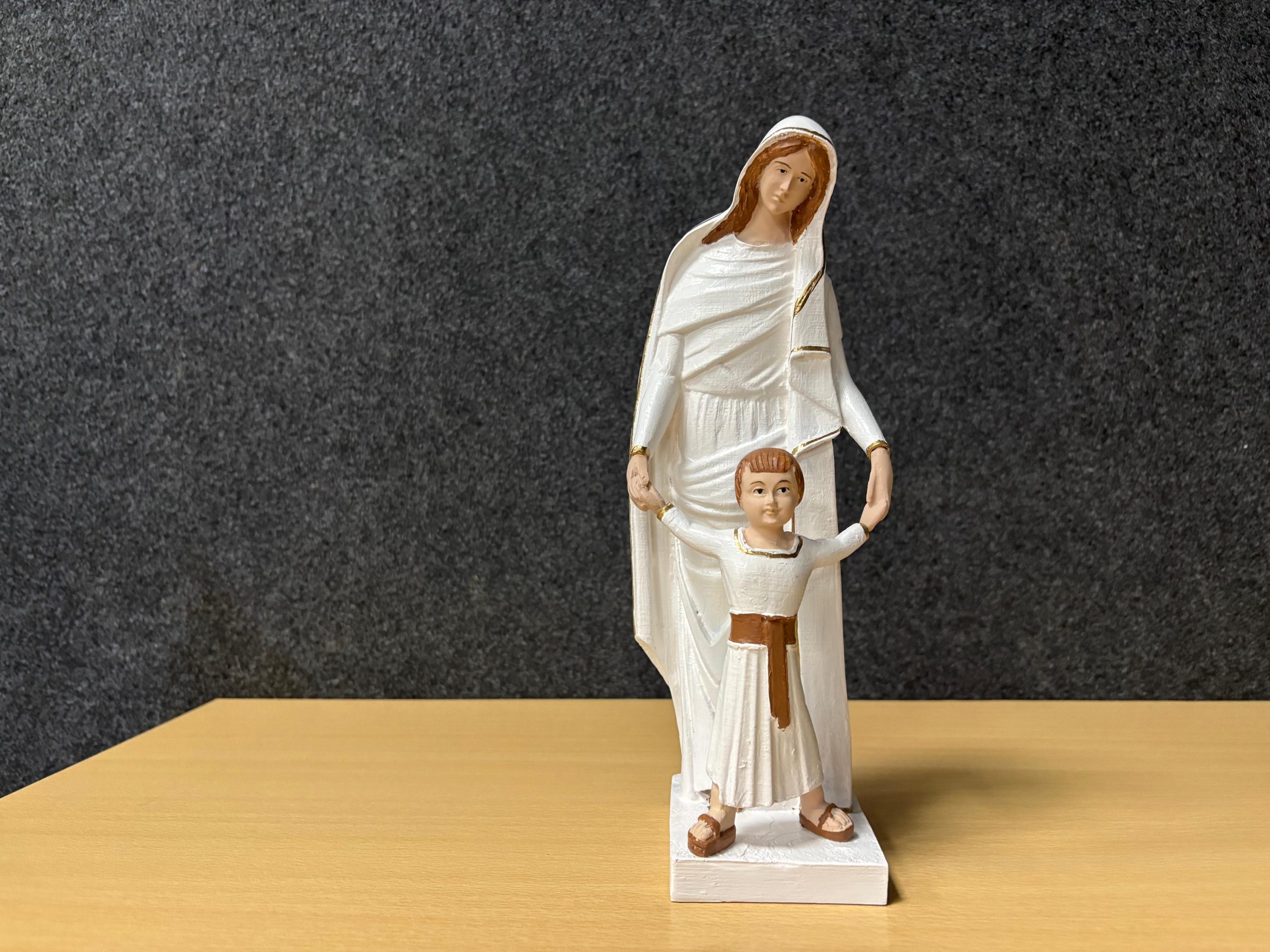 Réplica de Nossa Senhora da Areosa disponível por encomenda